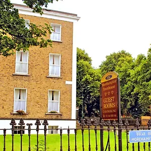 Morehampton Townhouse 3*, Dublin Írország