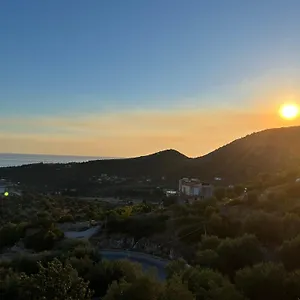 Aphrodite's Garden , Himara Albánia