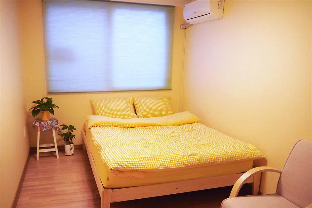 Toyoko Inn Busan Station No.1 2*,